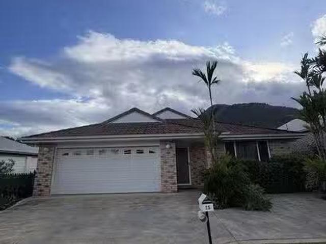 Charming 3 BR 25 Sawpit Street, Mount Sheridan, QLD 4868