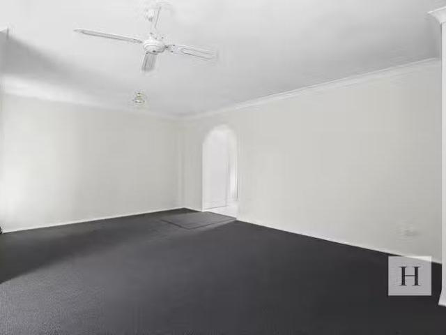 Rental! 3 BR 2/6 Denison Street, Norah Head, NSW 2263