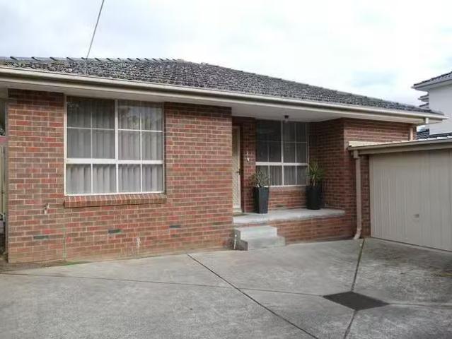 Nice 3 BR 2/8 Medhurst Street, Burwood East, VIC 3151