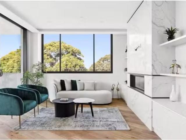 Cozy 3 BR 201/3 Wandella Road, Miranda Apartment for rent Lis.