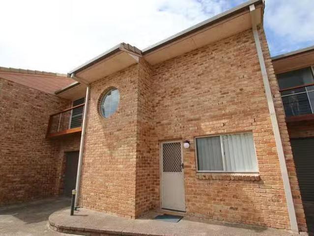 For Rent! 3 BR 2/25 Stewart Street, Lennox Head, NSW 2478