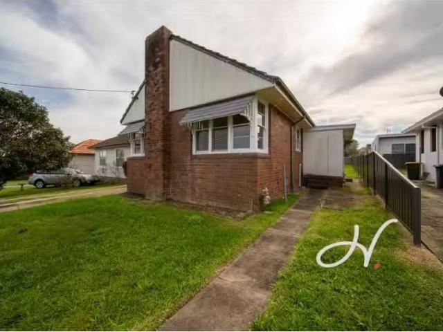 Cozy 3 BR 22 Cameron Street, Jesmond House for rent Listed by.