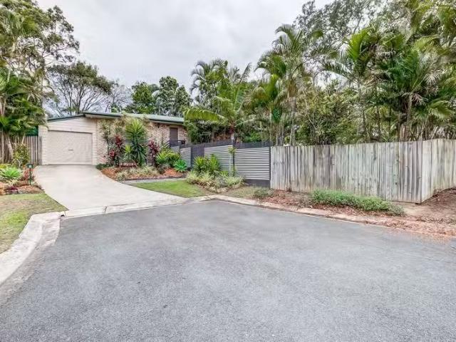 Cheap 3 BR 2 Greenwich Street, CORNUBIA, QLD 4130 House for.