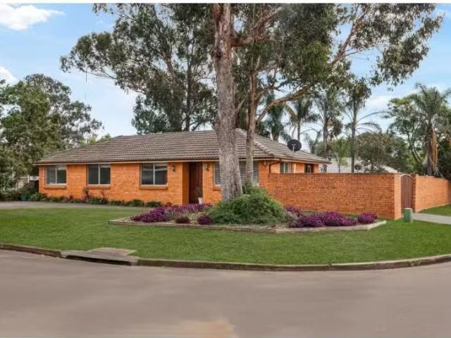 Unique 3 BR 2 Semaan Street, WERRINGTON House for rent Listed.
