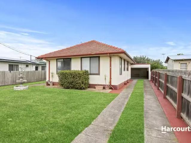 Nice 3 BR 2 Rosella Court, Norlane, VIC 3214 House for Rent