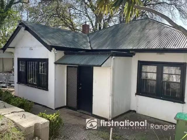 Cheap 3 BR 347 Belgrave Gembrook Road, Emerald, VIC 3782