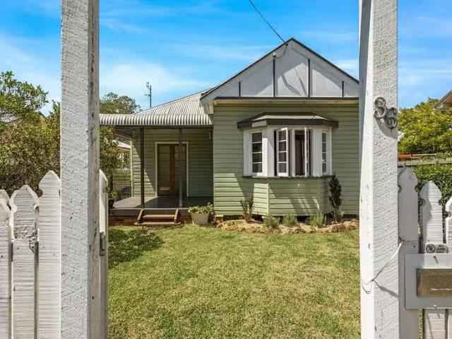 New 3 BR 36 Anzac Avenue, Newtown, QLD 4350