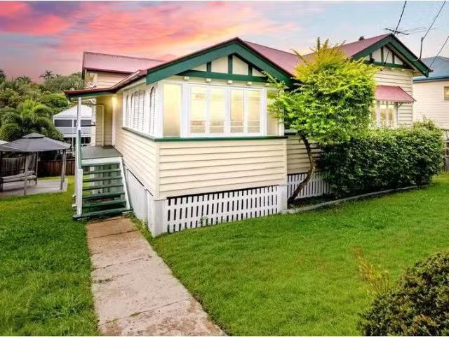 Rental! 3 BR 36 Donald Street, CAMP HILL House for rent Liste.