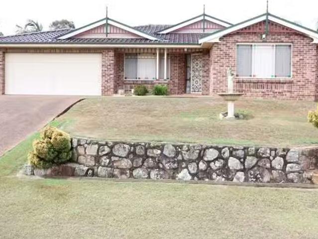 Cheap 3 BR 37 Fairfax Street, Rutherford, NSW 2320