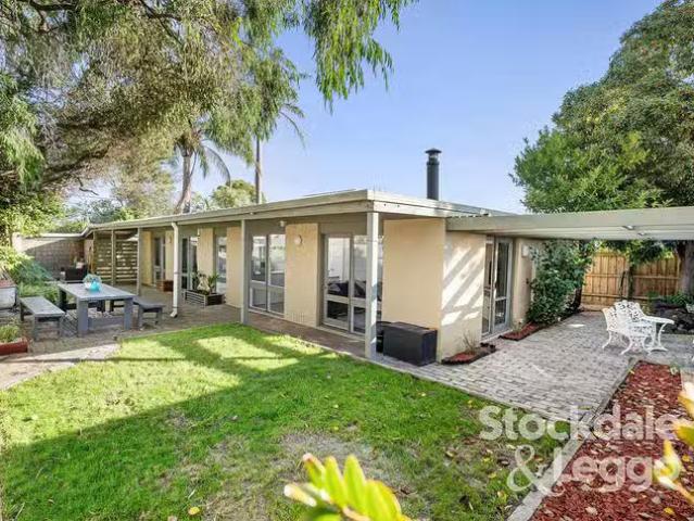 Unique 3 BR 392 Eastbourne Road, Rosebud, VIC 3939