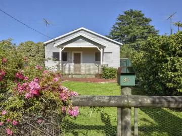 Just in! 3 BR 30 Barton Street, Katoomba, NSW 2780