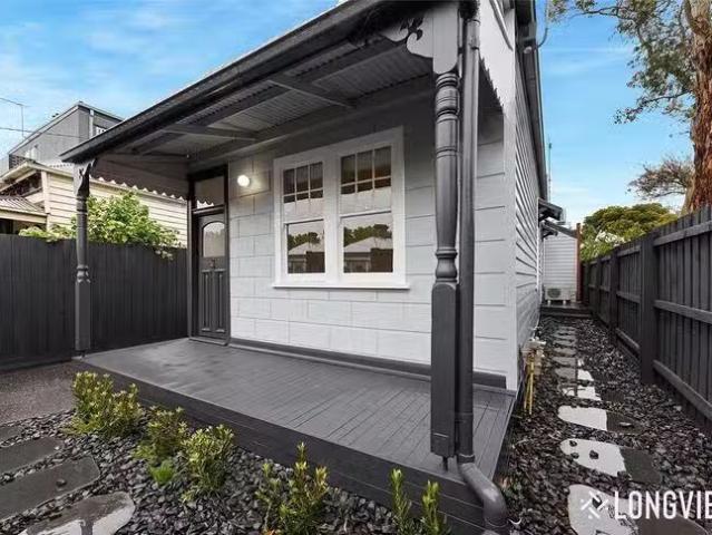 Rental! 3 BR 31 Bendigo Street, Collingwood, VIC 3066