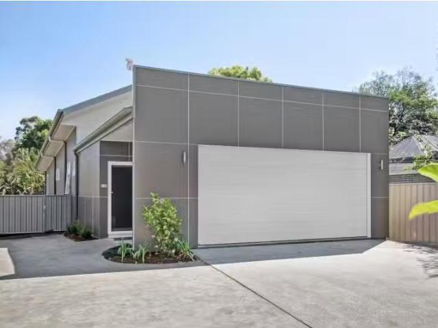 Cozy 3 BR 31A Howe Street, SINGLETON House for rent Listed by.