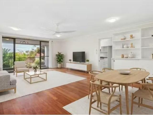 New 3 BR 32/1 Wride Street, Maroubra Apartment for rent Liste.