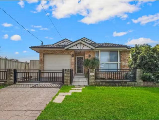 Cozy 3 BR 45 Linthorne Street, Guildford House for rent Liste.