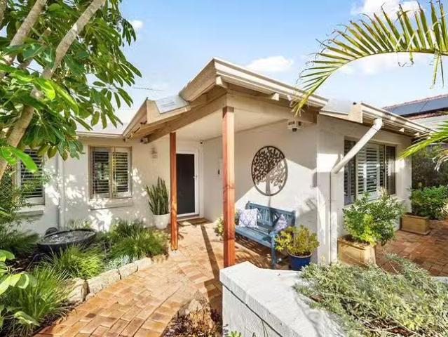 Rental! 3 BR 48B Sorrento Street, North Beach, WA 6020