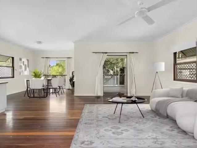 Unique 3 BR 49 Plymouth Street, Alderley, QLD 4051