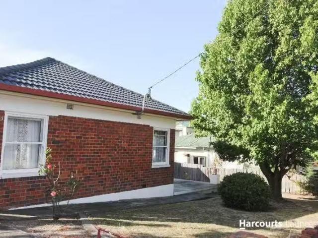 Charming 3 BR 40 David Street, NEWSTEAD, TAS 7250 House for.