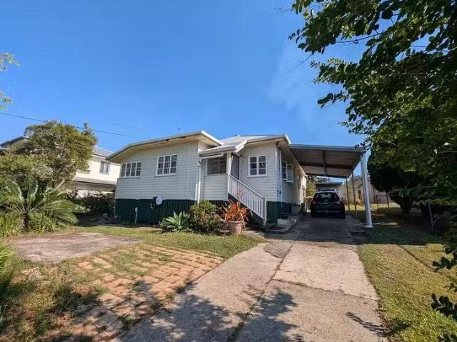 Rental! 3 BR 412 Musgrave Road, Coopers Plains, QLD 4108