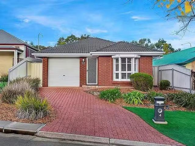 Deal! 3 BR 4 Marlock Court, Golden Grove, SA 5125