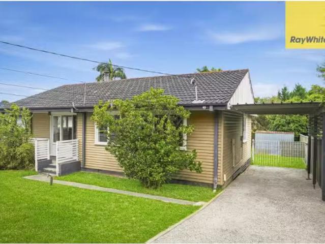 Nice 3 BR 4 Natuna Place, LETHBRIDGE PARK House for rent List.