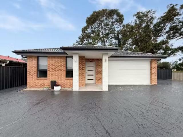 Deal! 3 BR 4B Robyn Place, TAHMOOR Property for rent Listed b.