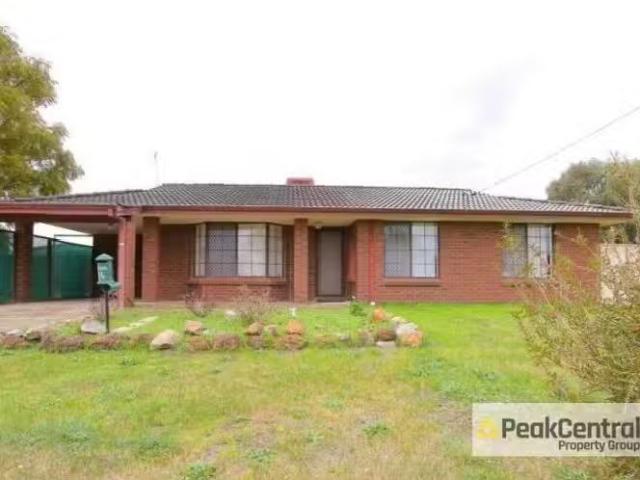 Cozy 3 BR 54 Tijuana Road, Armadale, WA 6112