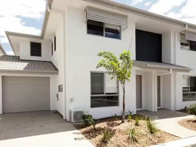 Unique 3 BR 5/51 River Road, Bundamba, QLD 4304