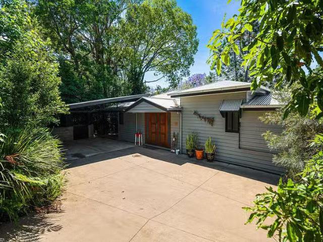 Rental! 3 BR 56 Coral Street, Maleny, QLD 4552