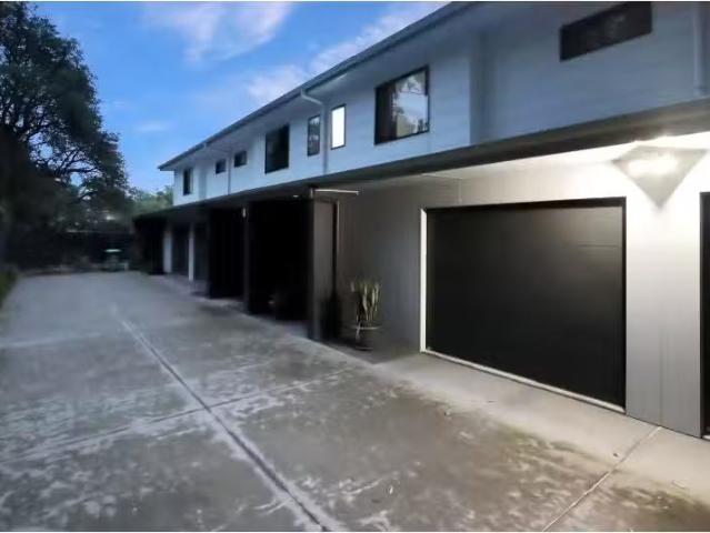 Cheap 3 BR 5/72 Boultwood Street, Coffs Harbour Townhouse for.
