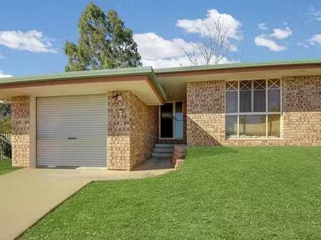 Charming 3 BR 57 Keppel Avenue, Clinton, QLD 4680