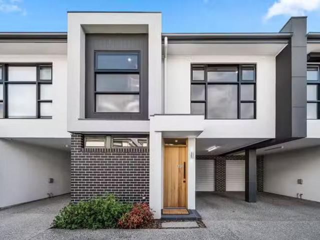 Just in! 3 BR 50C Windsor Avenue, Magill, SA 5072