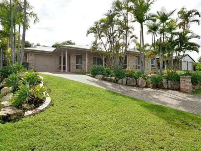 Rental! 3 BR 5 Lagoon Court, Clinton, QLD 4680