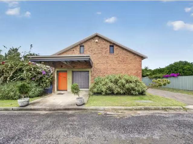 Rental! 3 BR 61 Northcote Street, ABERDARE Property for rent.