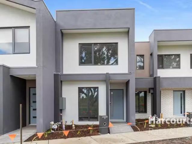 For Rent! 3 BR 6 Swifter Walk, Wollert, VIC 3750 Townhouse f.