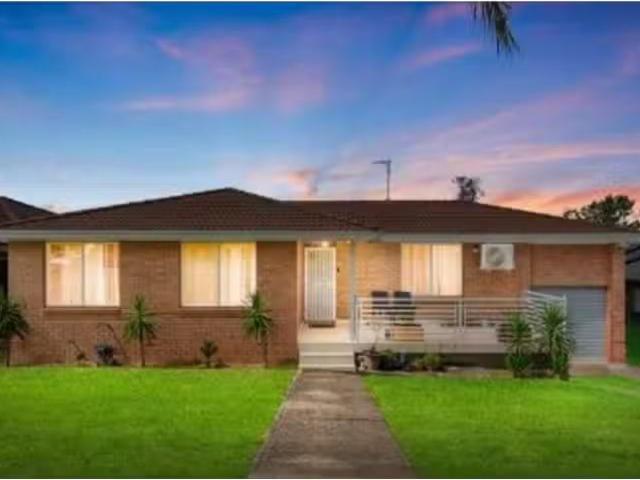 Deal! 3 BR 76 Crispsparkle Drive, Ambarvale House for rent Li.