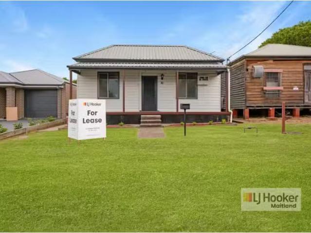 Charming 3 BR 80 Maitland Street, Kurri Kurri House for rent.