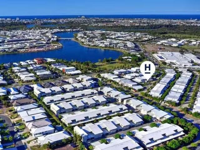 Nice 3 BR 8/10 Crayfish Street, MOUNTAIN CREEK, QLD 4557 Hou.