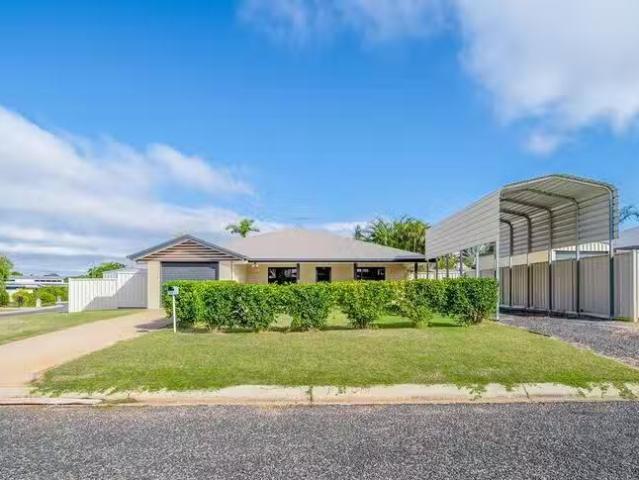 Cozy 3 BR 8 Coombs Court, Emerald, QLD 4720