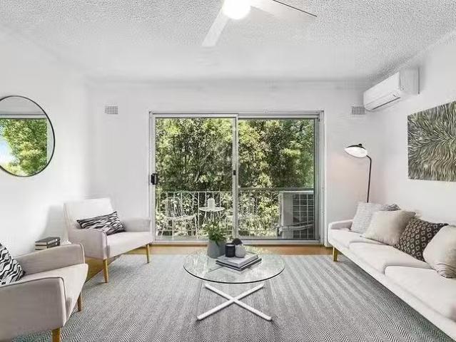 For Rent! 3 BR 9/4 Flack Avenue, Hillsdale, NSW 2036