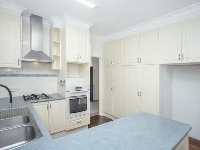 Just in! 3 BR 9 Chatham Avenue, Taree, NSW 2430
