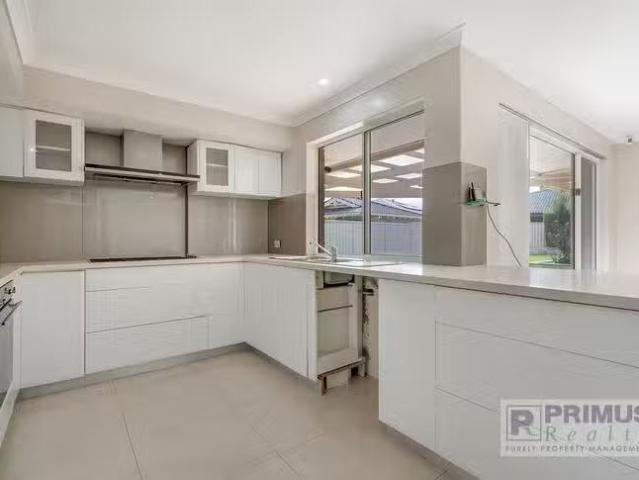 Cheap 3 Doneraile Court, Waterford, WA 6152