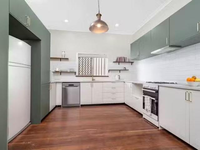 Cozy 3 Dorothy Street, Geraldton, WA 6530