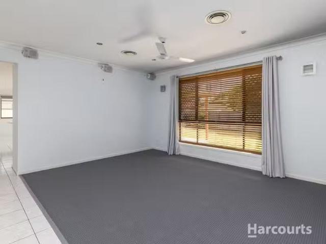 Cozy 3 Gregory Close, DREWVALE, QLD 4116 House for Rent