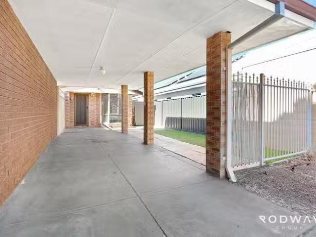 Cheap 3 Hutchison Street, Rivervale, WA 6103