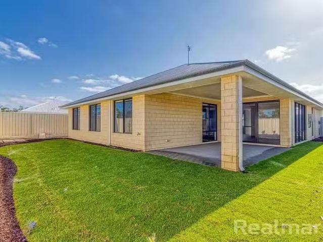 Nice 3 Hirono Loop, Dunsborough, WA 6281