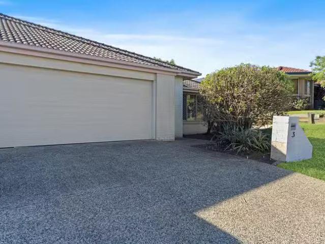 Unique 3 Yaraki Court, Murrumba Downs, QLD 4503