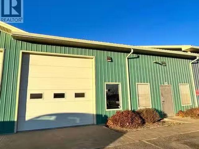 Charming Th Avenue E, Prince Albert, SK, S6W 0A5 commercial.