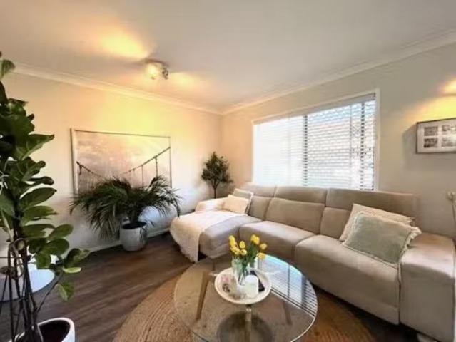 Just in! U1 Golden Four Drive, Bilinga, QLD 4225