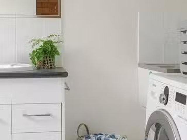 Nice UNIT 1/18 Tristania Drive, Marcus Beach, QLD 4573